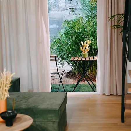 Apartment Hanim 2br Loft - Garden & Indoor Parking *