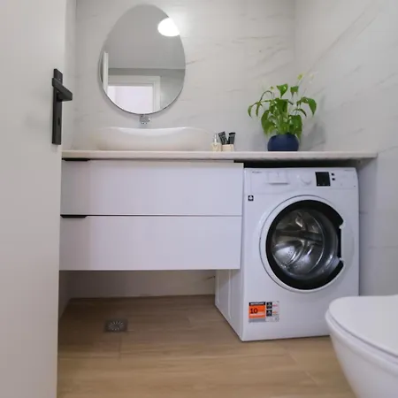 Hanim 2br Loft - Garden & Indoor Parking Apartment