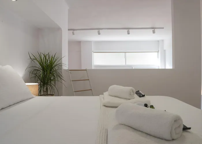 Lejlighed Hanim 2br Loft - Garden & Indoor Parking