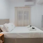 Апартаменти Hanim 2br Loft - Garden & Indoor Parking
