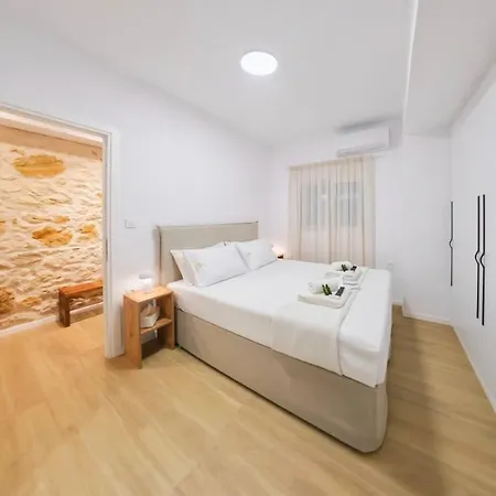 Hanim 2br Loft - Garden & Indoor Parking * ハニア